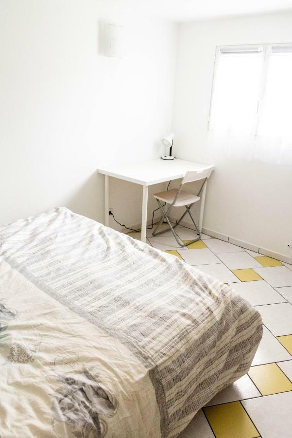 2 Pieces Moderne Apartment Clichy-sous-Bois